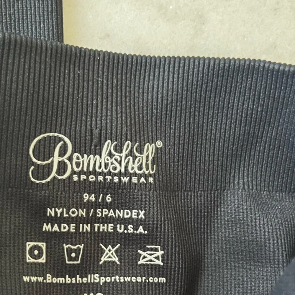 Bombshell Sportswear Inspired Seamless Leggings Black 94/6 - Picture 6 of 6